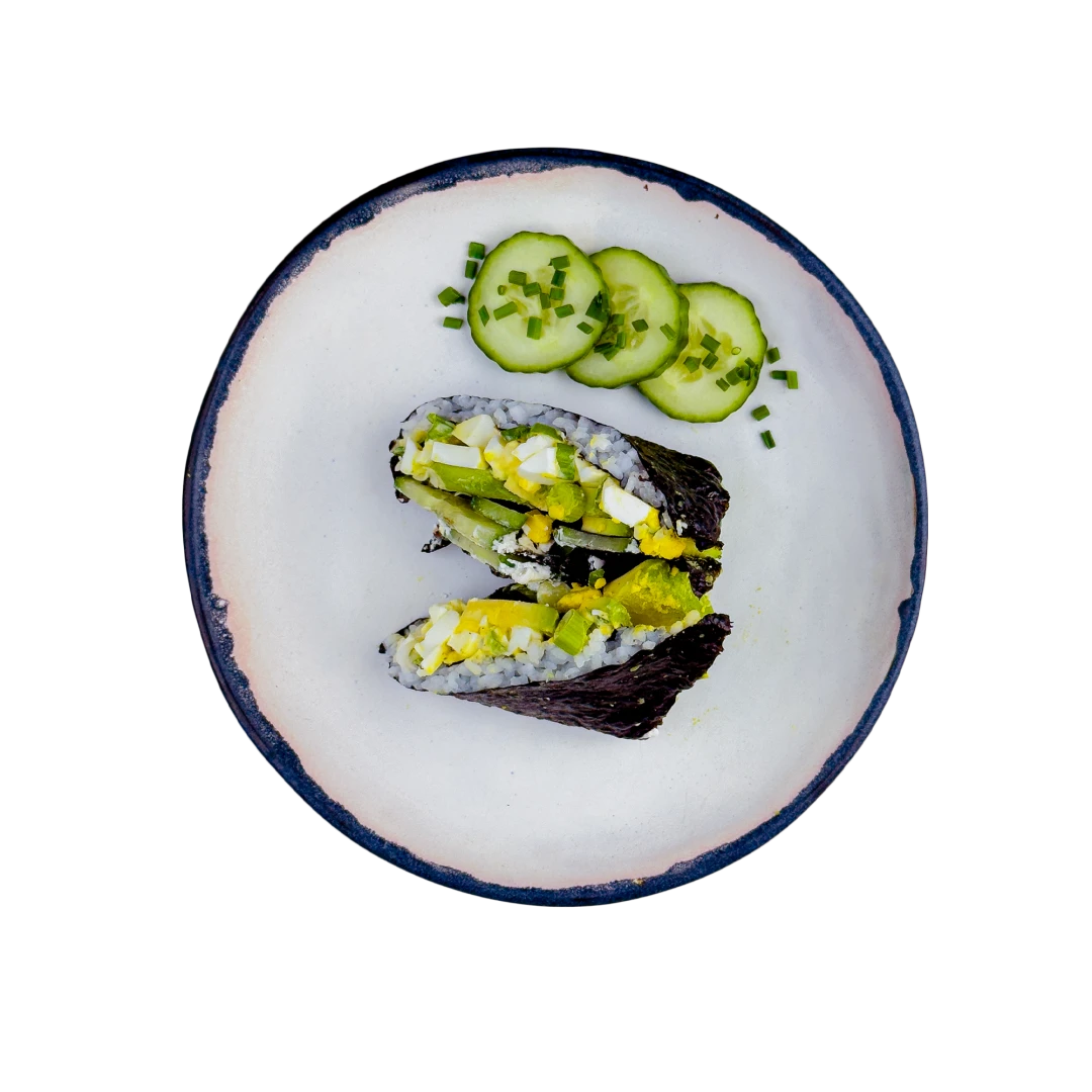 Onigirazu mit Ei, Mayonnaise und Frühlingszwiebel